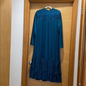 Dainty Jewell’s English Rosemary Dress
